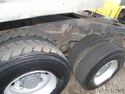Renault Kerax 410DXI + 8X4 + MANUAL + SPRING