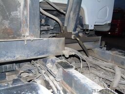 Renault Kerax 410DXI + 8X4 + MANUAL + SPRING