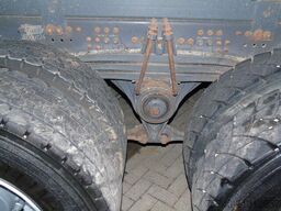 Renault Kerax 410DXI + 8X4 + MANUAL + SPRING
