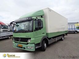 Mercedes-Benz Atego 822 + Euro 5 + Dhollandia lift
