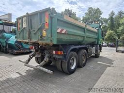 Mercedes-Benz Actros 3331