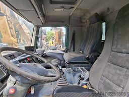 Mercedes-Benz Actros 3331