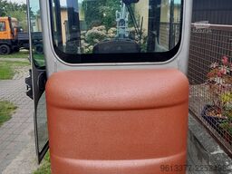 Bobcat E16