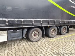 Fliegl 3-Achs Gardine Mega mit 7m Coilmulde