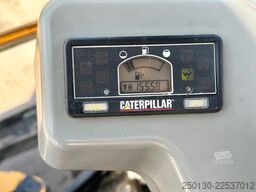 CATERPILLAR 301.8C Gummikette / 2 Löffel / Schwenkschaufel