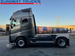 Volvo FH16-750 GLOBETROTTER XL, IPARCOOL , 2 TANKS, 2...