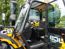 JCB 526-56 AGRI Plus / 5.6 m / joystick