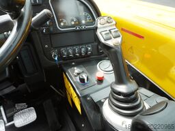 JCB 526-56 AGRI Plus / 5.6 m / joystick