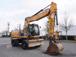 Case WX218 / 23t wheeled excavator /
