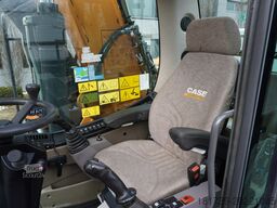 Case WX218 / 23t wheeled excavator /