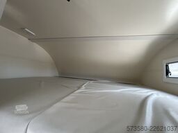 Roller Team Kronos 284M | Ford Transit 2.0 TDCi 165 PS Automatik | 5 Sitzplätze