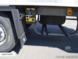 SCHMITZ CARGOBULL SKO FP 45 ThermoKing SLXi 300