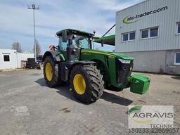 John Deere 8320 R