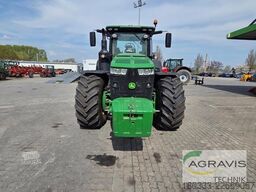 John Deere 8320 R