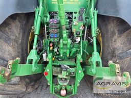John Deere 8320 R