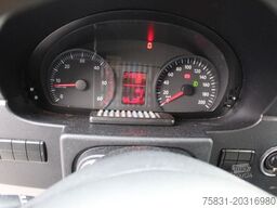 VOLKSWAGEN Crafter 2.5 TDI Kasten 3,5 t + AHK, Klima,