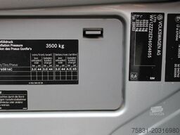 VOLKSWAGEN Crafter 2.5 TDI Kasten 3,5 t + AHK, Klima,