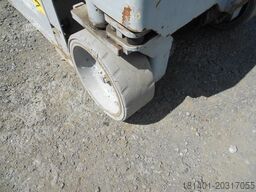 GENIE GS 1932, Scherenarbeitsbühne Genie 8 m