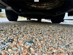 Volvo 9700S 4x2 Bus.