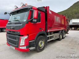 Volvo FM370 6x2 pusher with 2 chamber refuse truck with