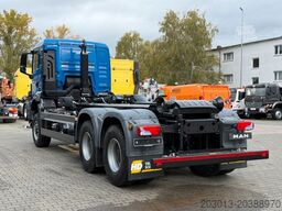 MAN TGS 26.400 6x6 Abrollkipper HIAB Optima 20S