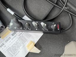 MAN TGS 26.400 6x6 Abrollkipper HIAB Optima 20S