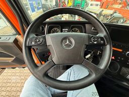 MERCEDES-BENZ Actros 4x2 Pritsche Plane Laderampe + Anhänger