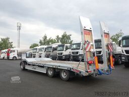 Fliegl 3achs Tieflader Anhänger DTS-S 300 mit Kröpfun7