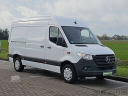 MERCEDES-BENZ SPRINTER 317 L2H2 Mbux Navi RWD!