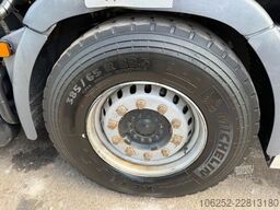 MAN TGS 35.420 8x4 (8m!) PRITSCHE + KRAN ATLAS 332 ...