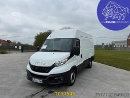 Iveco Daily 35S18V12