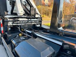 MAN TGS 26.400 6x2 Abrollkipper KRAN FUNK lift/lenk