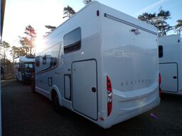 BÜRSTNER Limited T IT 727 G Hubbett, SAT, Markise