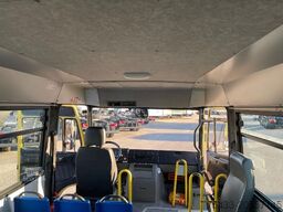 Mercedes-Benz 818 CDI SORA 43+2+1