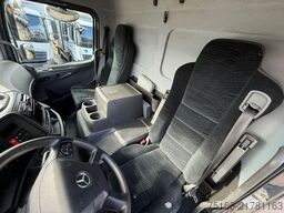 MERCEDES-BENZ ATEGO 818 L Koffer 7,20 m LBW 1 T*SEITENTÜR