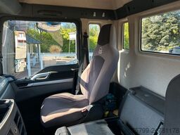 MAN 26.460 TGS Abrollkipper 6x2