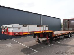 Nooteboom MCO-48-03V Damaged semi low loader extendable 3...