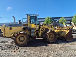 Komatsu WF 450 - 3D