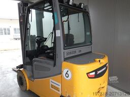 Jungheinrich EFG 430 S 550 DZ