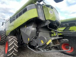 CLAAS Lexion 8700 Allrad