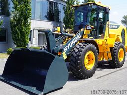 Hyundai HL940A articulated loader / year 2021 /