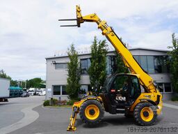 JCB 540-140 telescopic loader / 14 m range