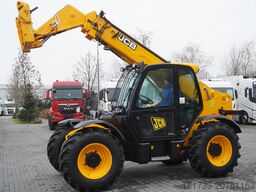 JCB 535-95 / 3.5 T / range 9.5 m / joystick