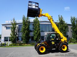 JCB 535-95 / 3.5 T / range 9.5 m / joystick