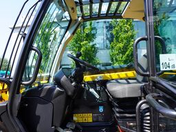 JCB 535-95 / 3.5 T / range 9.5 m / joystick