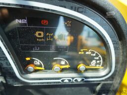 JCB 535-95 / 3.5 T / range 9.5 m / joystick