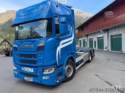 Scania R660 6x2 hook truck with a 21t Joab hook and extra