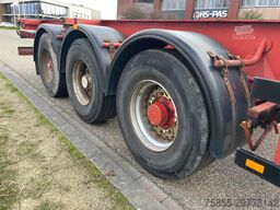 Schmitz SCF 24 Chassis / 20-2x20-30-40 FT / SAF Axles /...