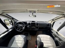 SUNLIGHT Adventure T 67S