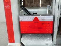 SCHWARZMÜLLER G serie /8300 mm / SAF / LUFT / FEDERRAMPEN 30to